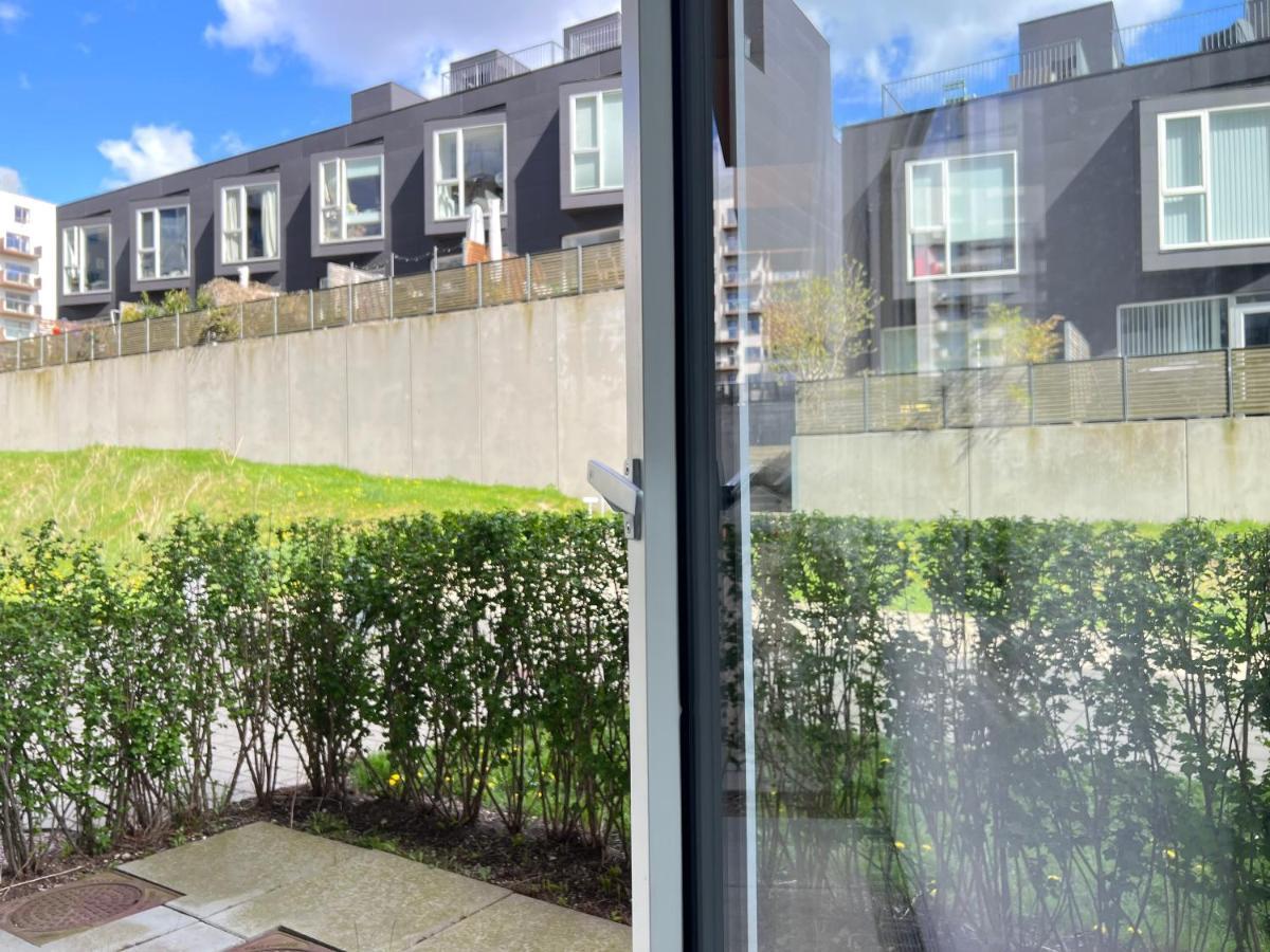 Apartment Newly Built 3 Bedroom At Else Alfelts Vej On The Ground Floor Located In Copenhagens Popular Area Restad On Amager, *
